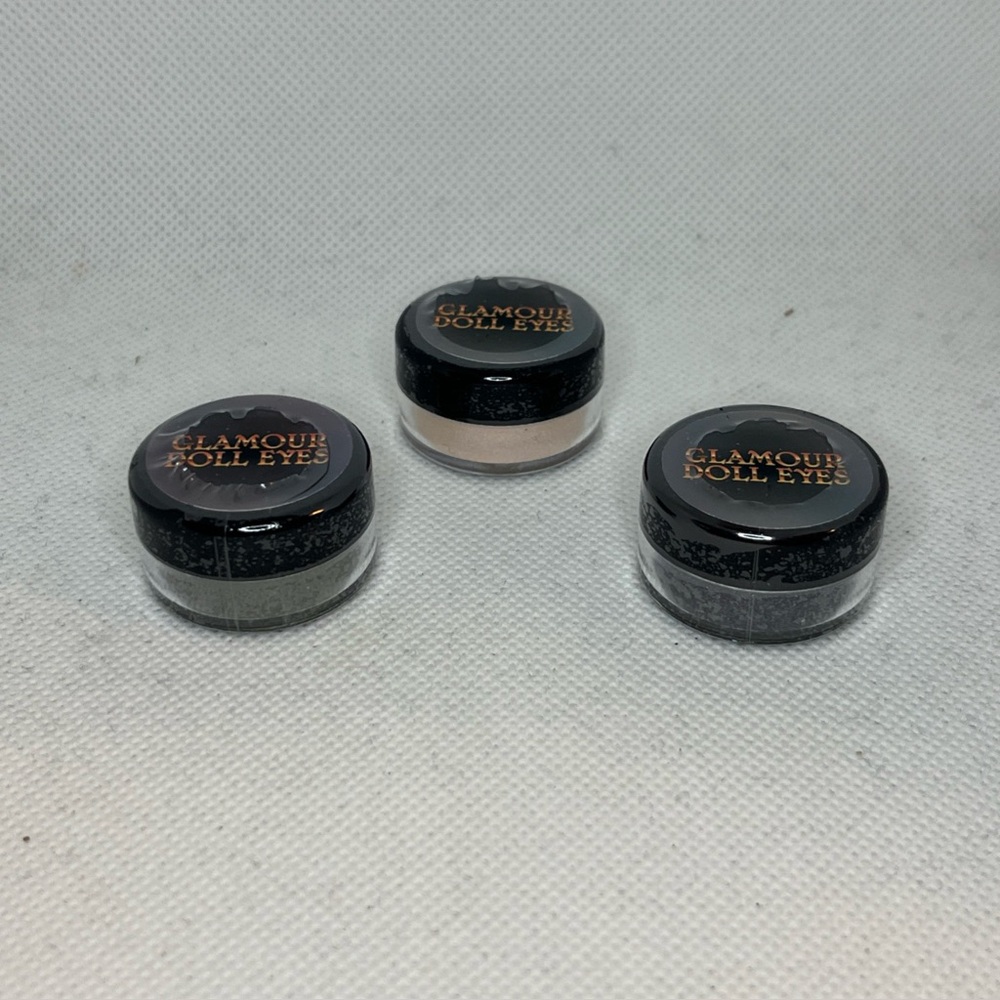 Glamour Doll Eyes Loose Eyeshadow Collection September 2019